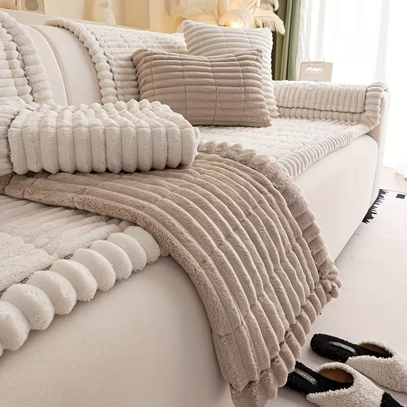 Plush Quilted Non-Slip Pet Sofa Protector Cover