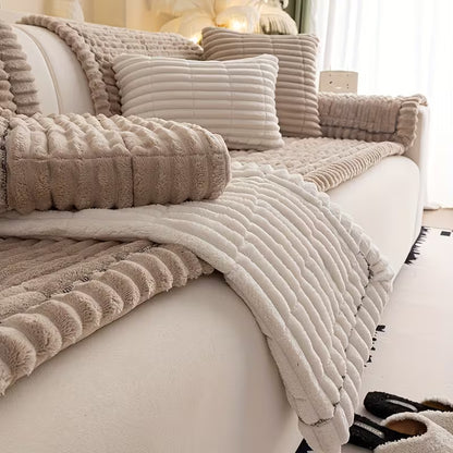 Plush Quilted Non-Slip Pet Sofa Protector Cover