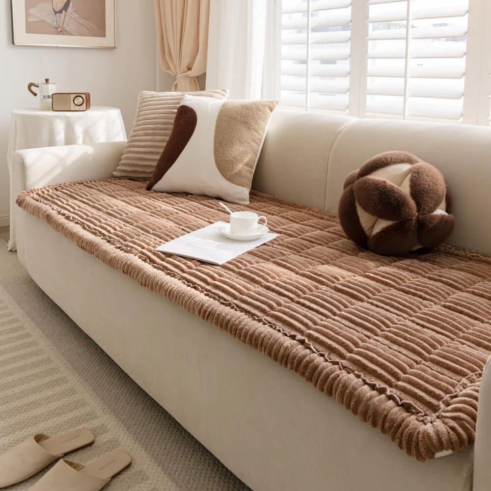 Plush Quilted Non-Slip Pet Sofa Protector Cover